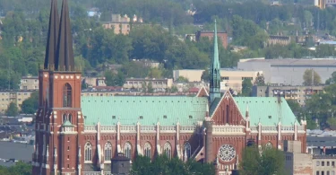 Archcathedral Basilica of the Holy Family, Częstochowa, Poland intro