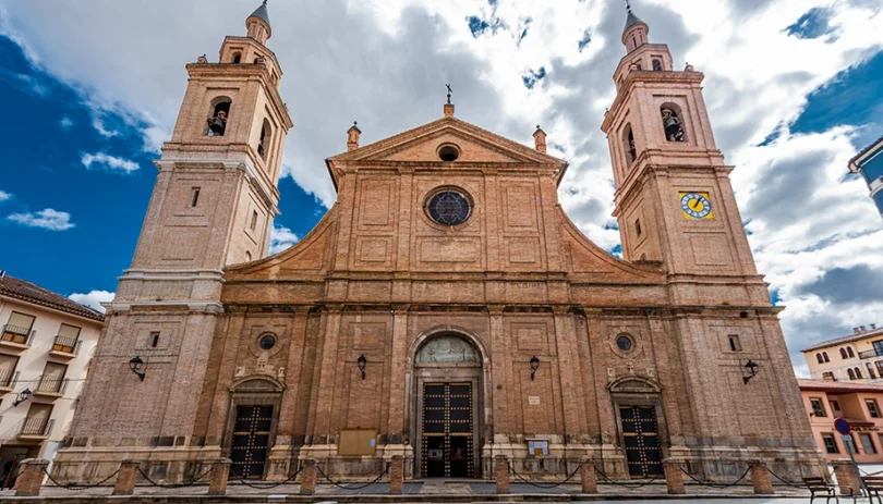 Basilica-Collegiate Church of the Holy Sepulchre, Calatayud, Spain cover
