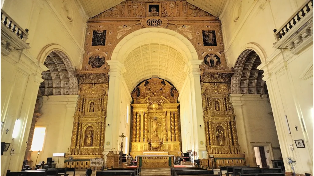 Basilica of Bom Jesus, Goa​ Interior