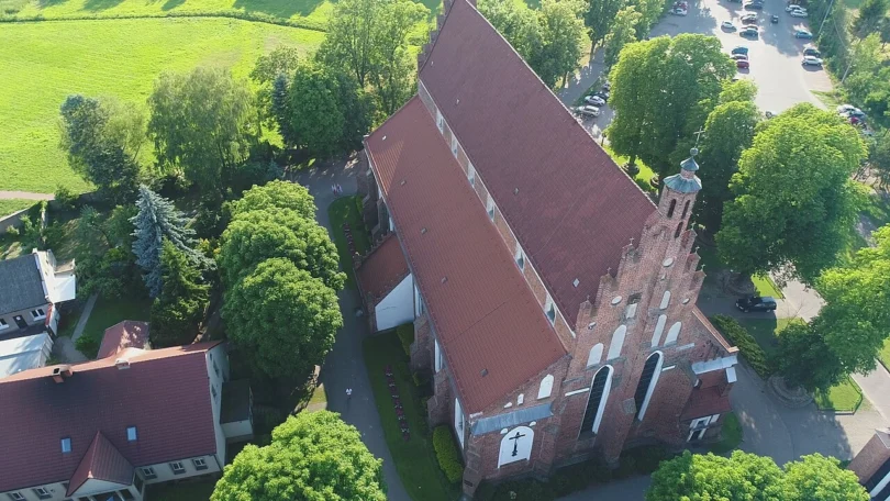 Basilica of Our Lady of Consolation and St. Stanislaw, Szamotuły, Poland intro