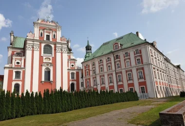 Basilica of Our Lady of Perpetual Help and St. Mary Magdalene, Poznań,Poland intro