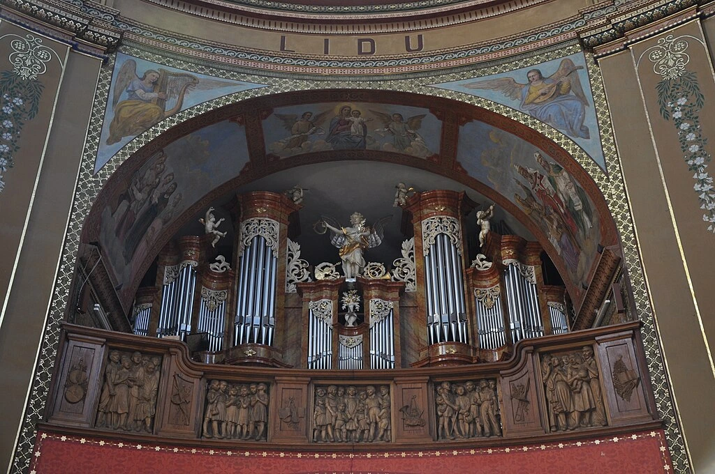 Basilica of Our Lady of the Assumption, Hostýn, Czechia Bark organ with carved railing