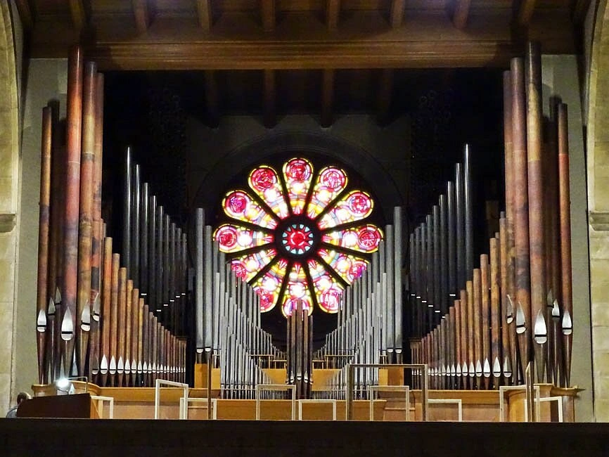 Basilica of Saint Willibrord, Echternach, Luxembourg organ