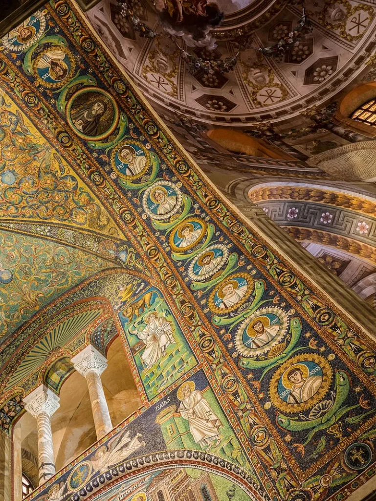 Basilica of San Vitale, Ravenna - Triumphal arch mosaics