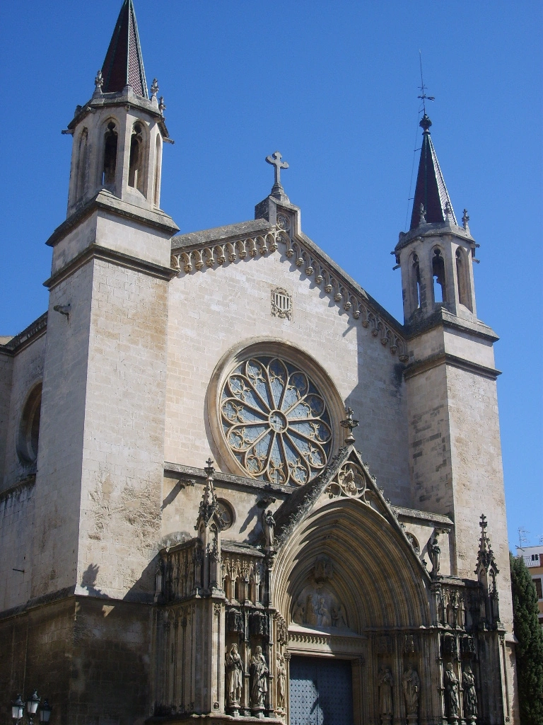 Basilica of Santa Maria, Vilafranca del Penedès, Spain facade