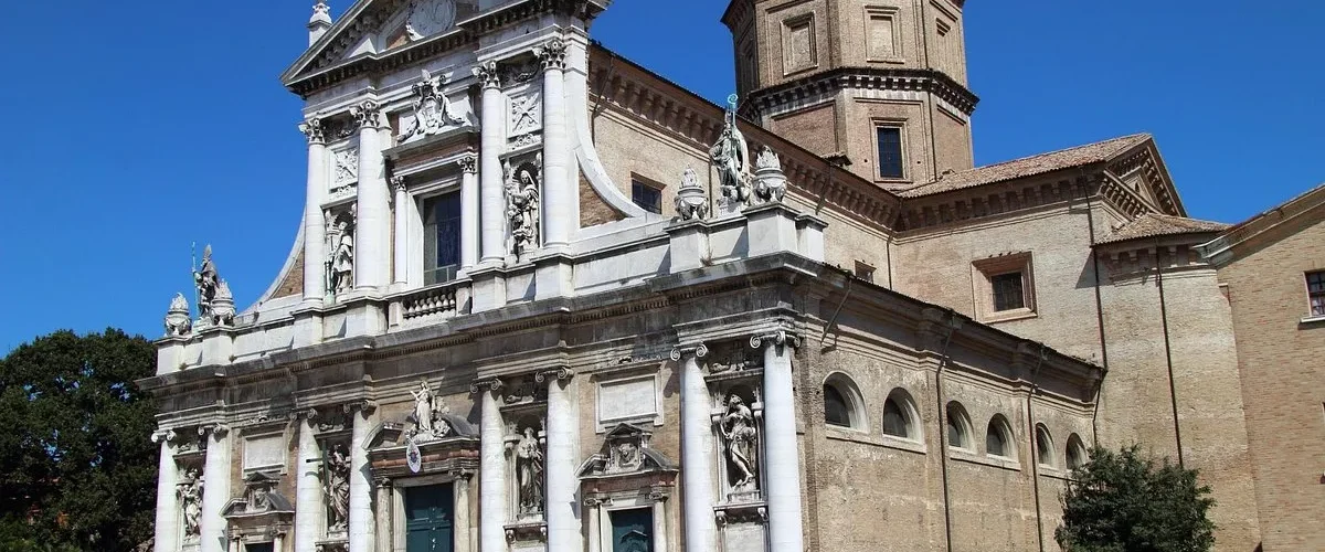 Basilica of Santa Maria in Porto, Ravenna - Intro