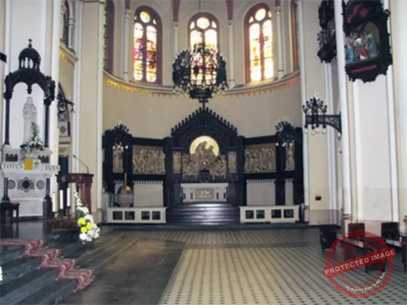 Basilica of St. Louis and the Assumption of the Blessed Virgin Mary, Katowice-Panewniki, Poland Altars