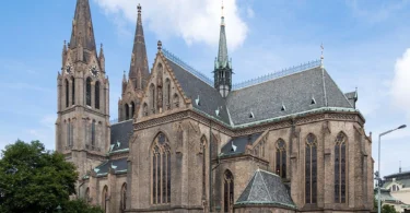 Basilica of St. Ludmila, Vinohrady, Czechia intro