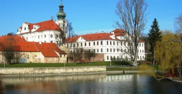 Basilica of St. Margaret Archabbey of Sts. Adalbert and Margaret, Prague, Czechia intro