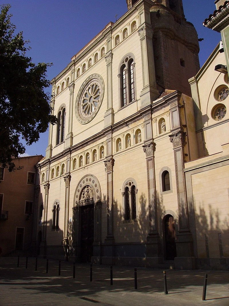 Basilica of St. Mary, Mataró, Spain intro