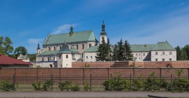 Basilica of the Annunciation of the Blessed Virgin Mary, Leżajsk, Poland intro