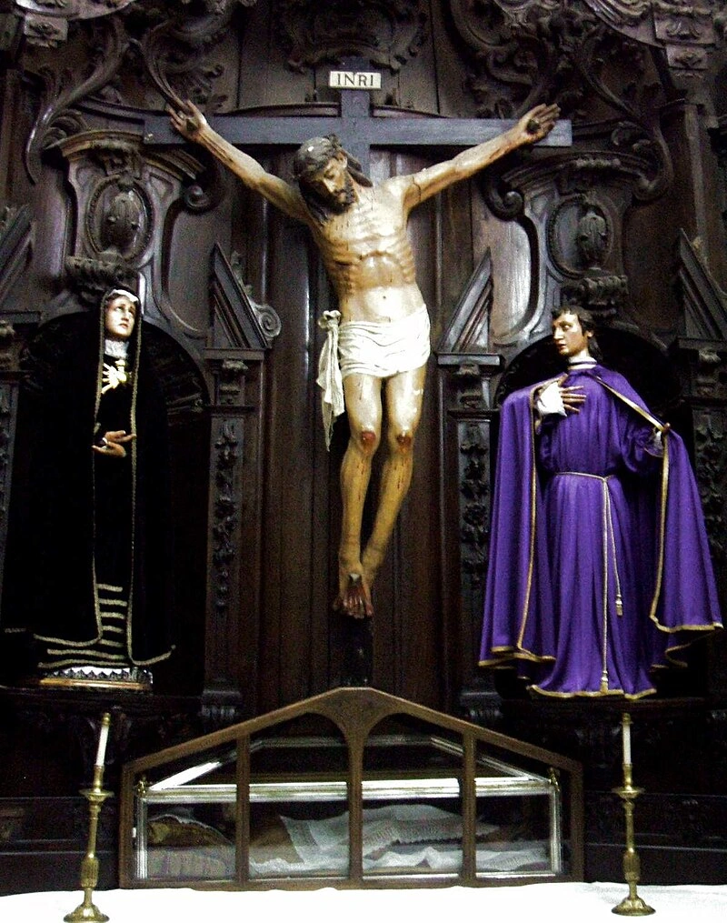 Basilica of the Assumption of Our Lady, Lekeitio, Spain Chapels of St. Anne