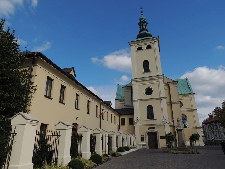 Basilica of the Assumption of the Blessed Virgin Mary, Rzeszów, Poland introduction