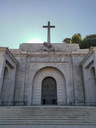 Basilica of the Holy Cross, El Valle de los Caídos, Spain intro 1