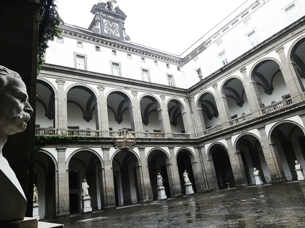 Basilica of the Old Jesus of the Immaculate Conception, Naples - Cloister