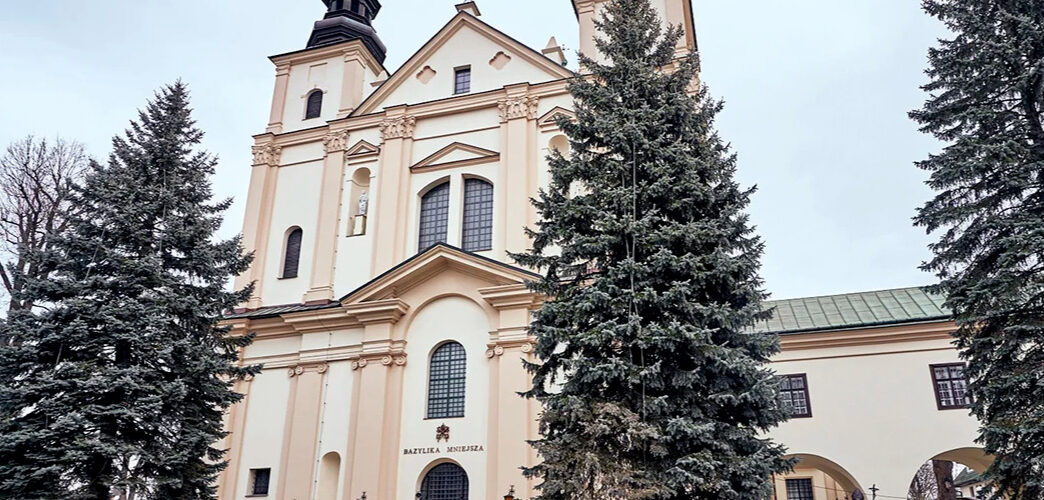 Basilica of the Transfiguration of the Lord, Brzozów, Poland Intro