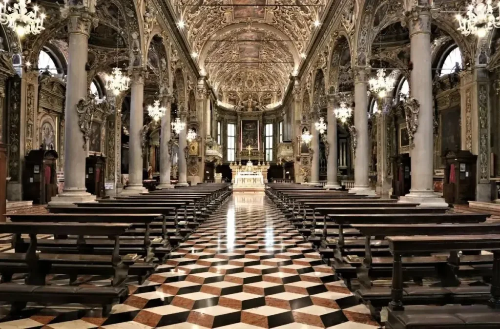 BasilicaofSantaMariadelleGrazieBrescia-Interior