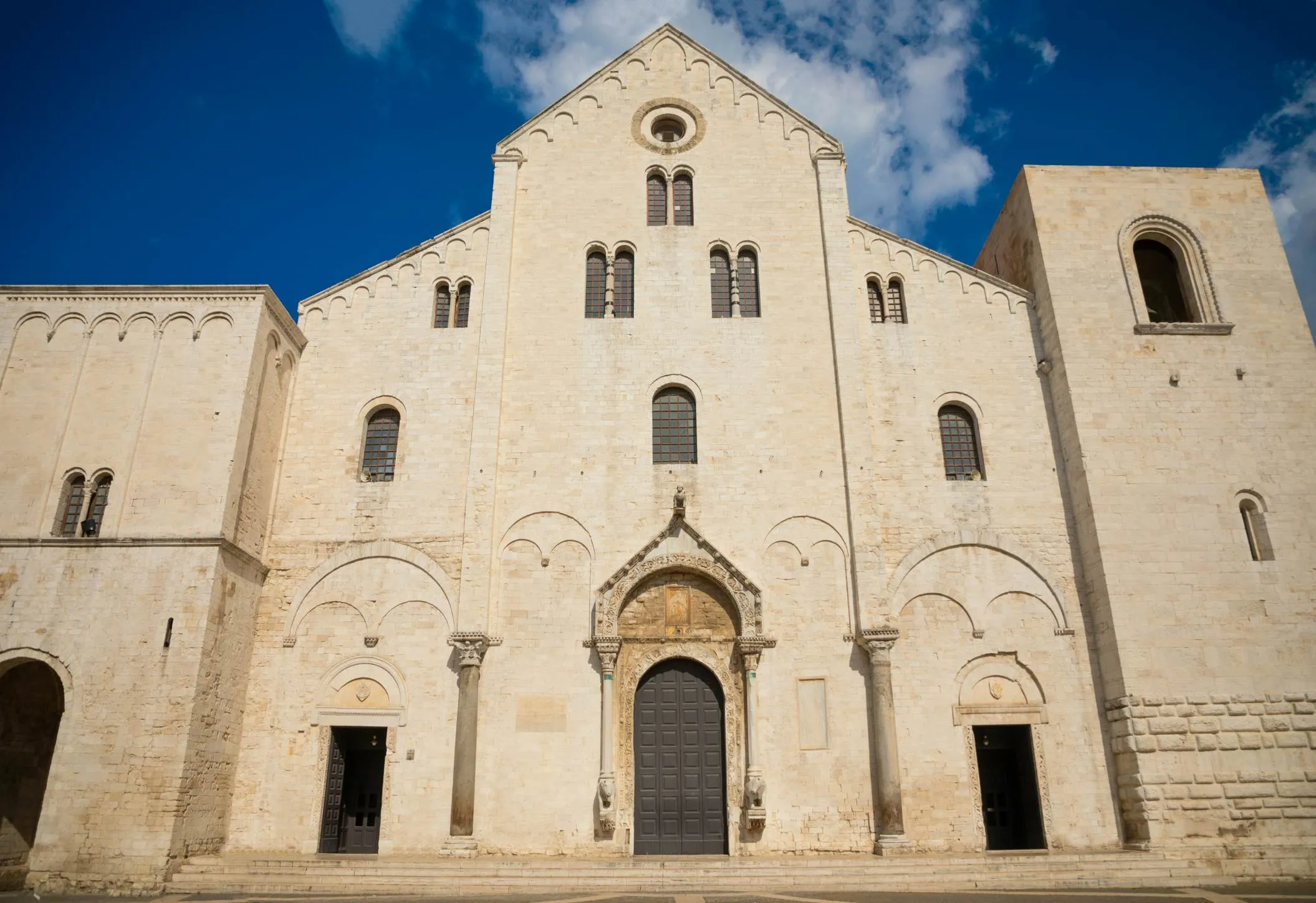 Cathedral Basilica of St. Sabinus, Bari - Intro