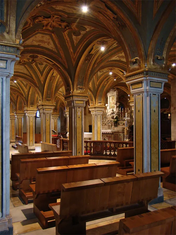 Cathedral Basilica of St. Sabinus, Bari - crypt