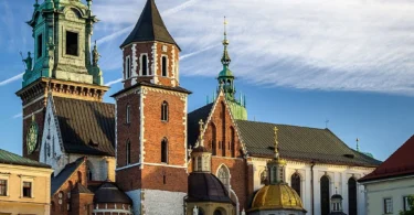 Cathedral Basilica of St. Stanislaus and St. Wenceslaus, Krakow, Poland Intro