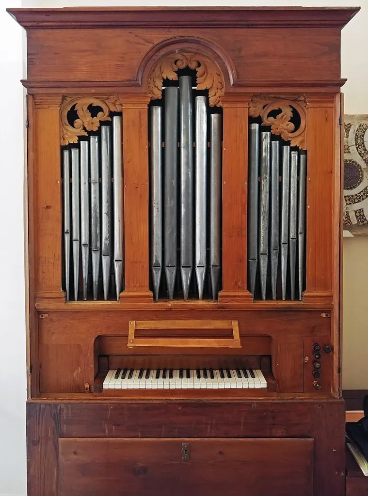 Cathedral Gaeta - Pipe organ