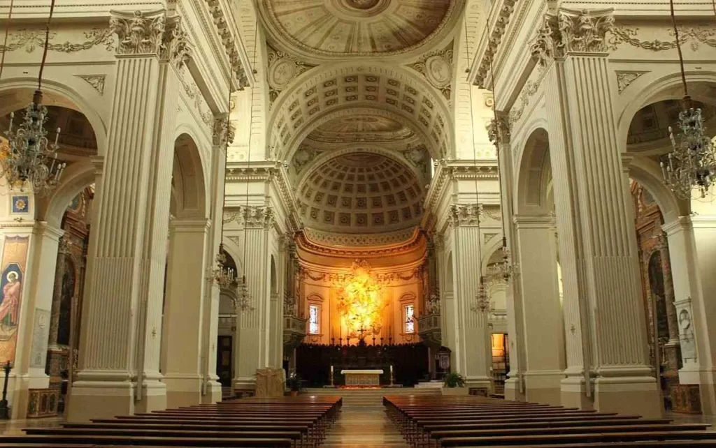 CathedralBasilicaoftheAssumptionofMaryFermo-Interiorview