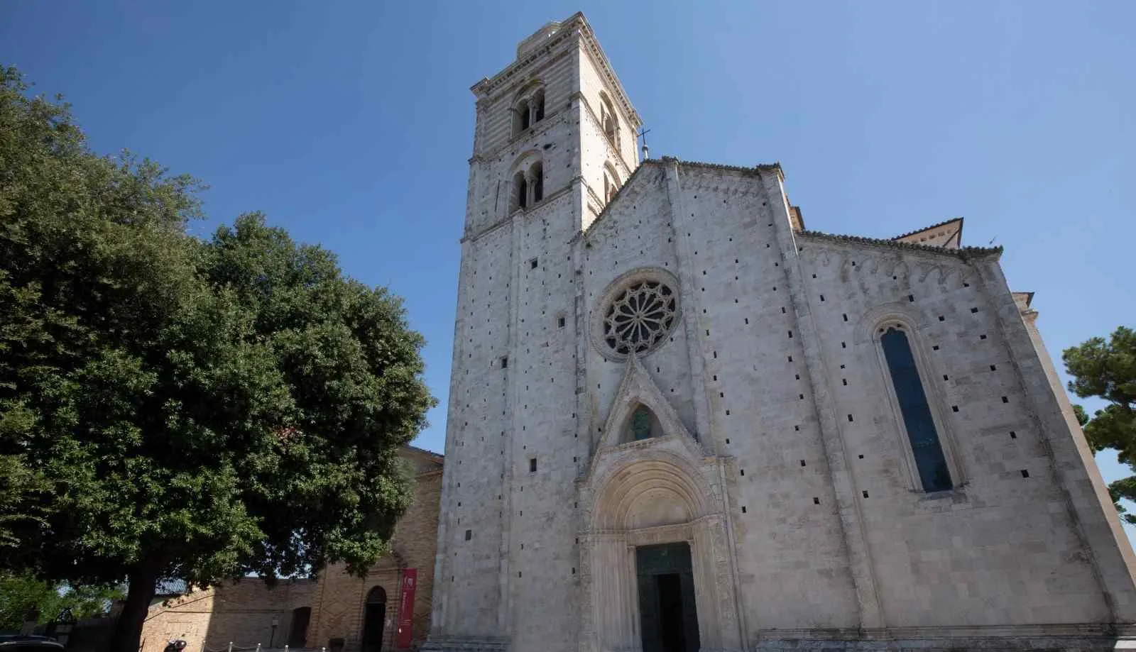 Cathedral Basilica of the Assumption of Mary, Fermo, Italy | CSB