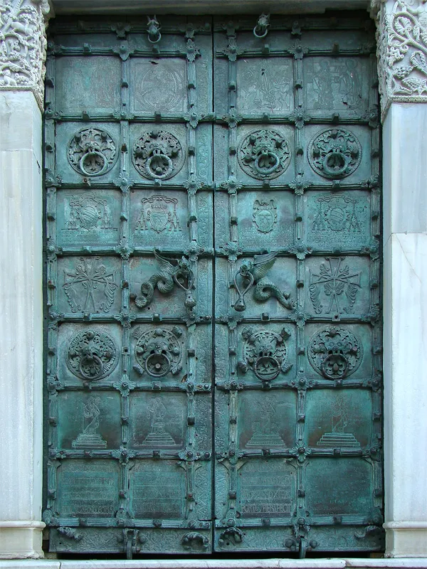 Co-Cathedral of the Assumption of Mary Troia, Apulia - bronze doors of the main portal