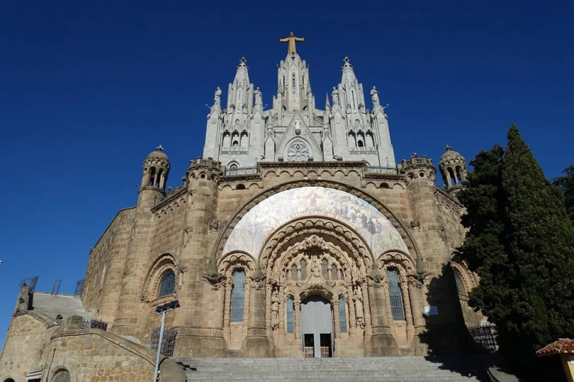 Expiatory Temple of the Sacred Heart, Barcelona, Spain cover 3