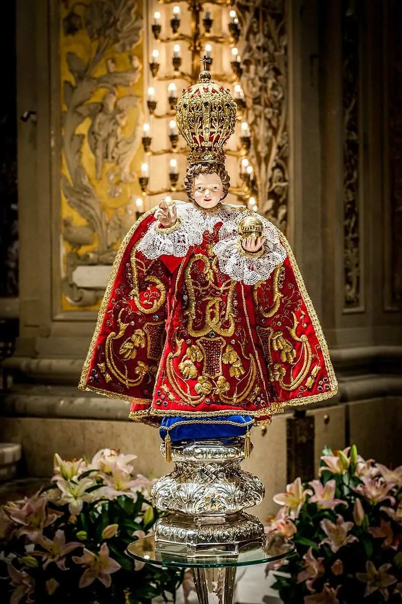 Infant Jesus of Prague Arenzano - StatueoftheInfantJesusofPrague