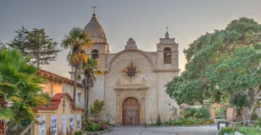 Mission San Carlos Borromeo de Carmelo intro