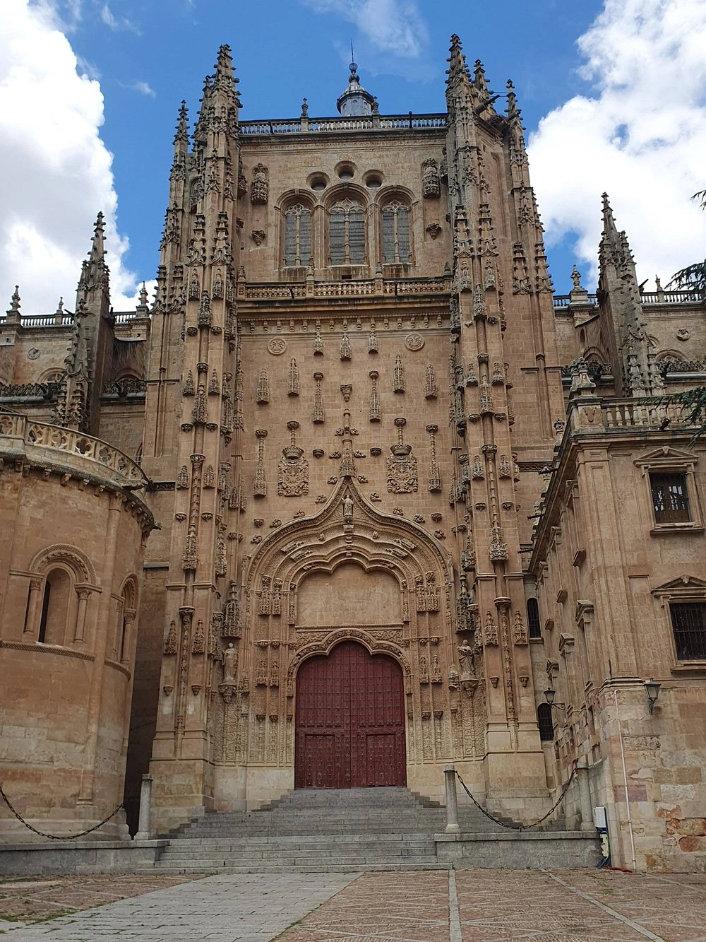 Old Cathedral of Saint Mary of the Siege, Salamanca, Spain intro