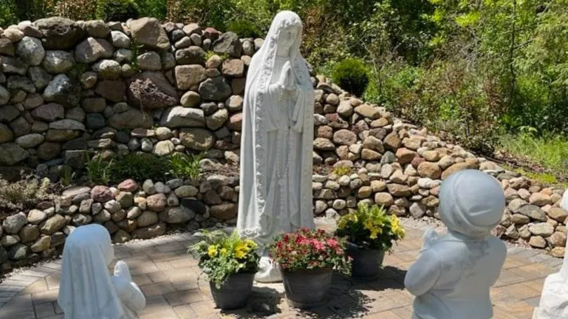 Our-Lady-2-810x456