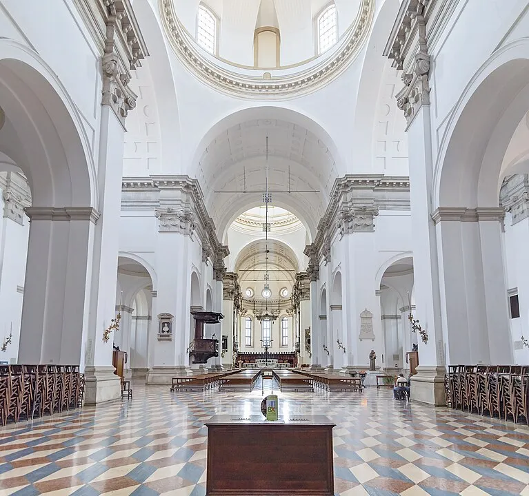 Padua Cathedral - Interior