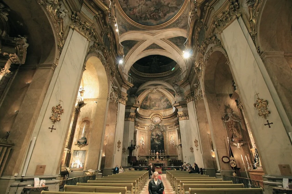 Pontifical Basilica of St. Michael, Madrid, Spain inter