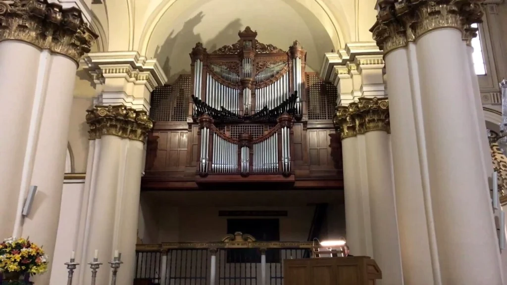 Primatial Cathedral of Bogotá, Colombia pipe organ
