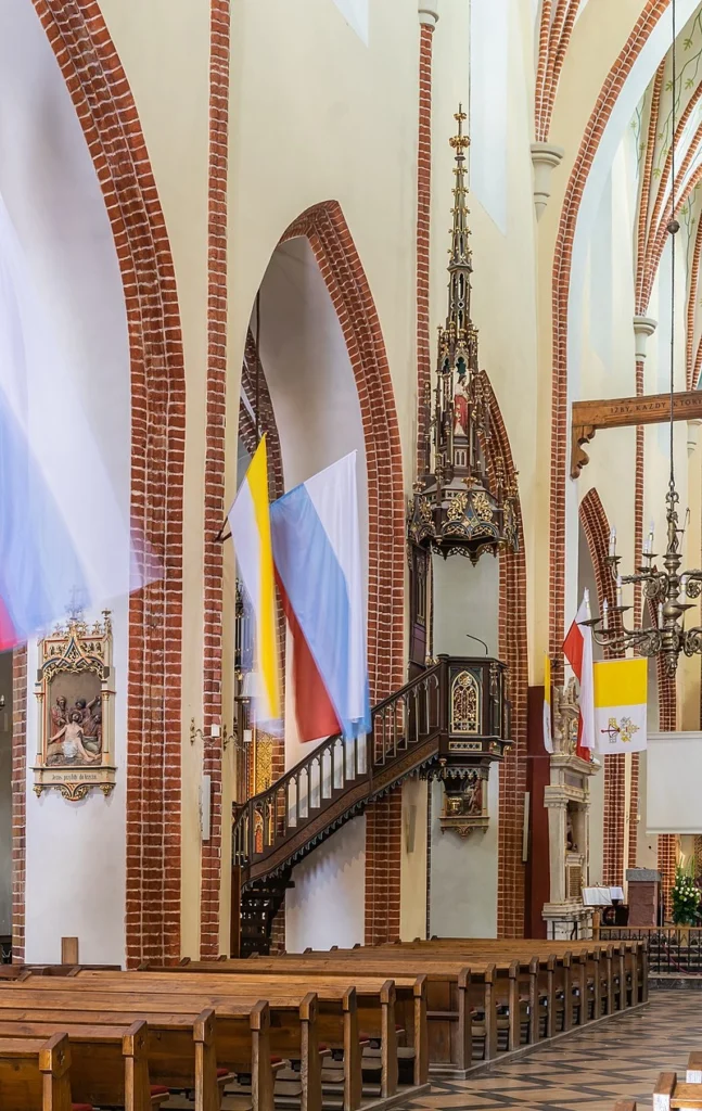 Pulpit in the collegiate in Szamotuły,