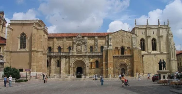Royal Basilica of St. Isidore, León, Spain cover (1)