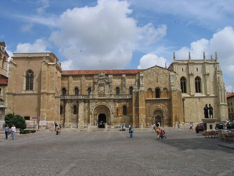 Royal Basilica of St. Isidore, León, Spain cover (1)