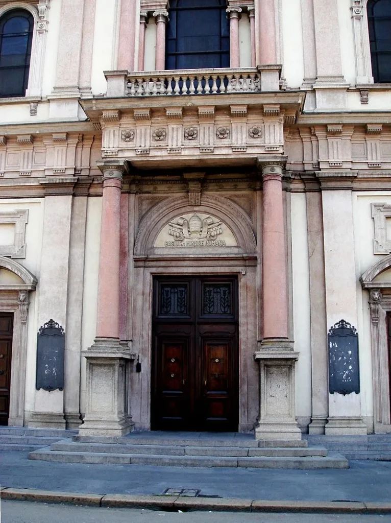 Saint Anthony of Padua in Milan - central Portal