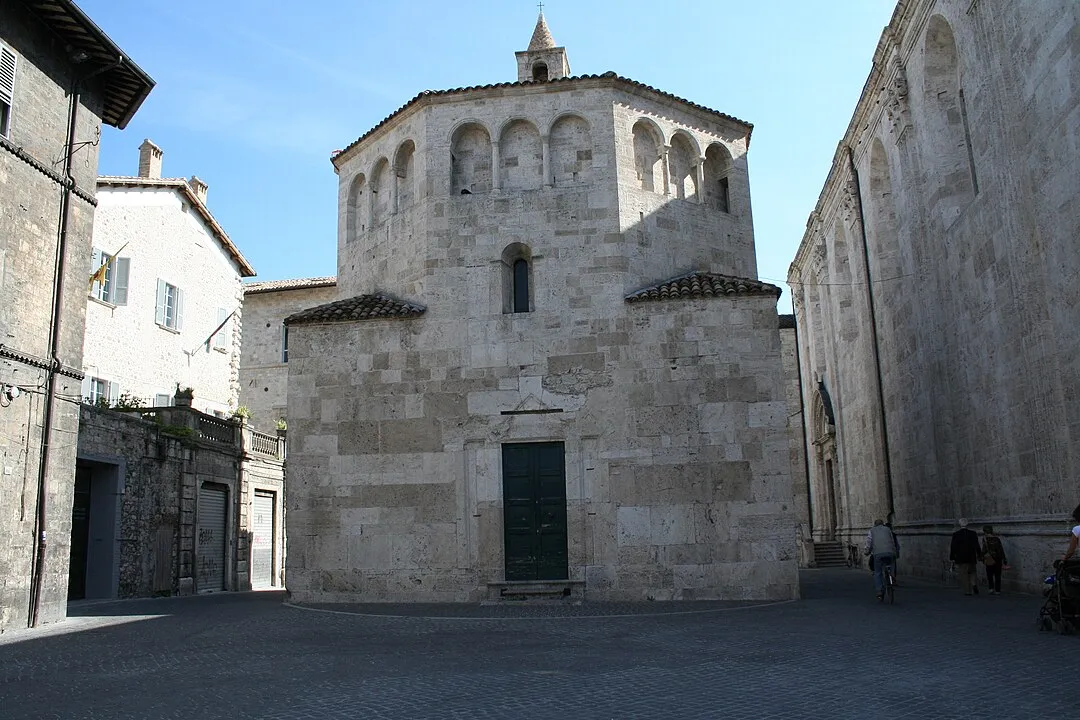 Saint Emidio, Ascoli Piceno - Romanesque Baptistery