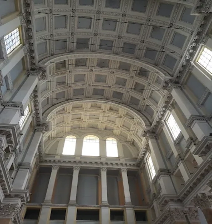 SanctuaryBasilicaShrineoftheHolyCrucifixBocaMouthItalyarch