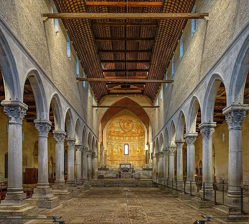 Santa Maria Assunta in Aquileia - Interior