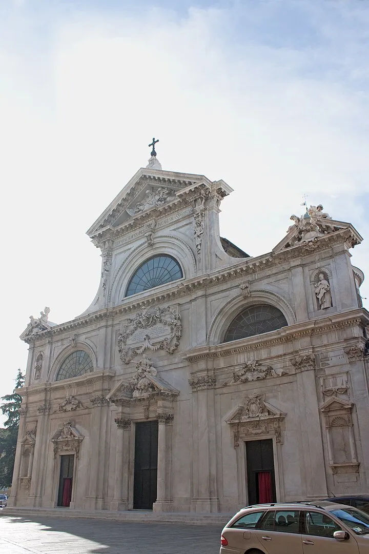 Savona Cathedral - Introduc