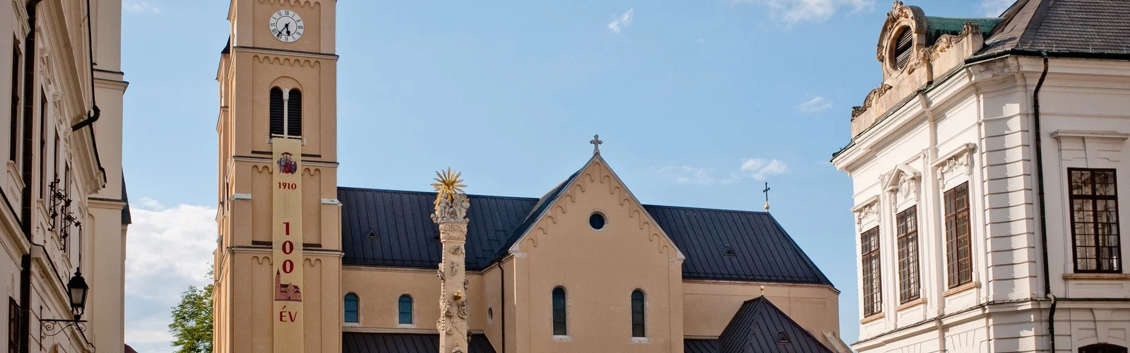 St. Michael’s Cathedral Basilica, Veszprém, Hungary intro