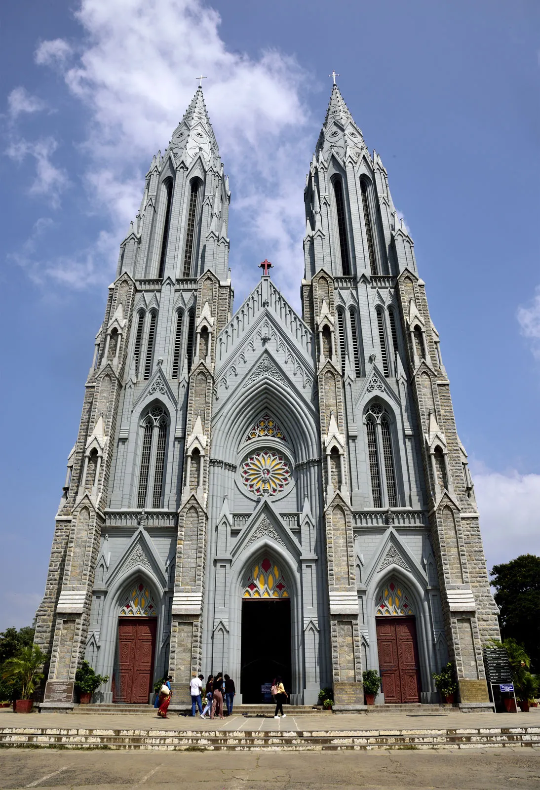 St.-Philomena's-Cathedral,-Mysore