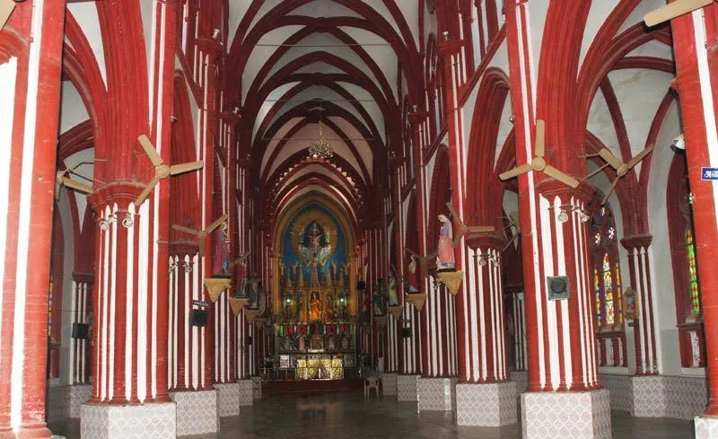 architecture-of-Sacred-Heart-Shrine,-Idaikattur,-Sivagangai,