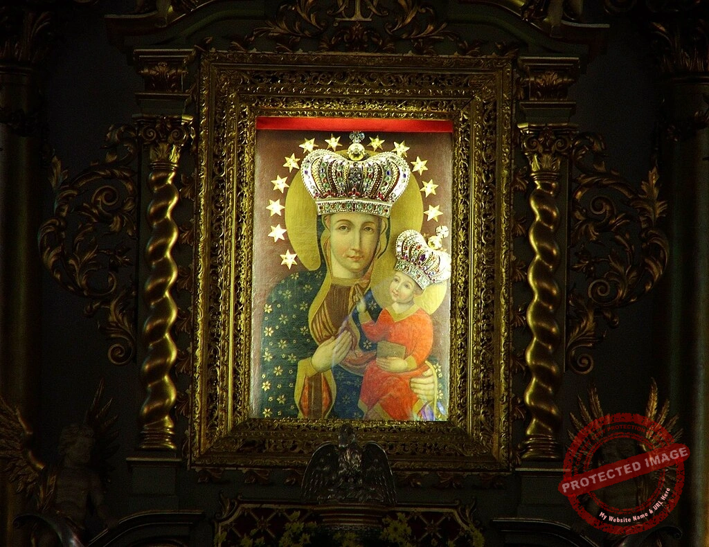 painting of Our Lady of the Smiling in Pszów